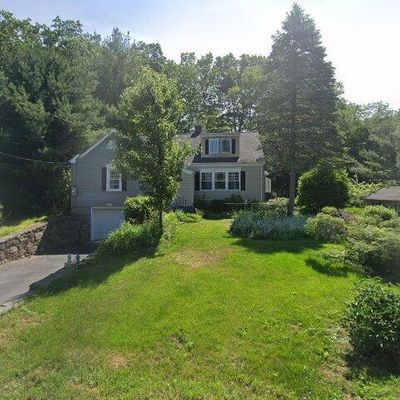 90 Secret Lake Rd, Avon, CT 06001