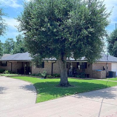 1020 Foley St, Henderson, TX 75654