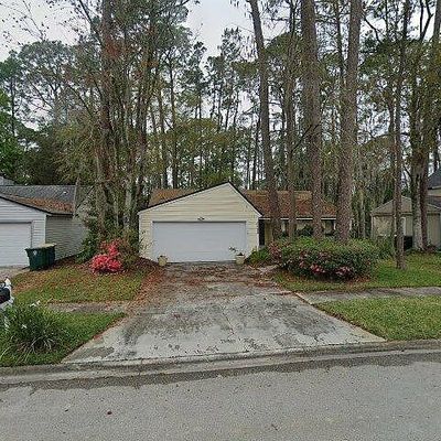 10228 Pine Breeze Rd W, Jacksonville, FL 32257