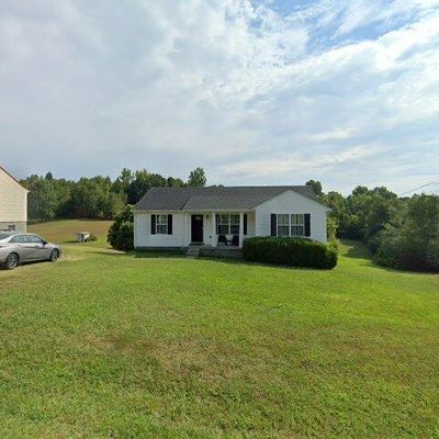 1038 Deerfield Dr, Chapmansboro, TN 37035