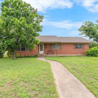 1039 Bosque, Meridian, TX 76665