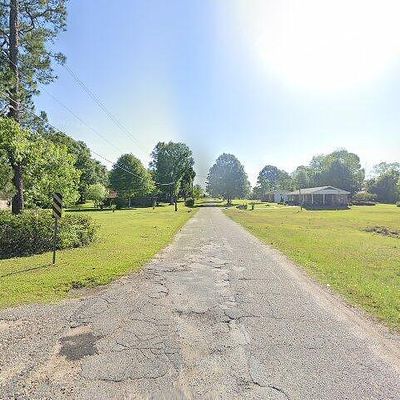 105 Azalea St, Poplarville, MS 39470