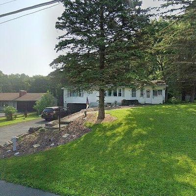 105 Hillcrest Rd, Syracuse, NY 13219