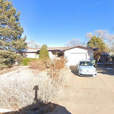 105 La Placita Cir, Santa Fe, NM 87505