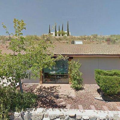 1052 W Estate Dr, Miami, AZ 85539