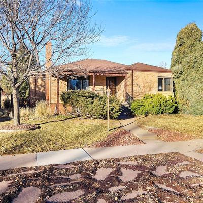 1055 S Steele St, Denver, CO 80209