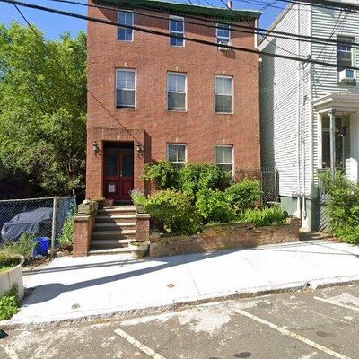 106 James St, Newark, NJ 07103