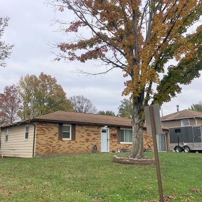 106 Optimist Dr, Belleville, IL 62220