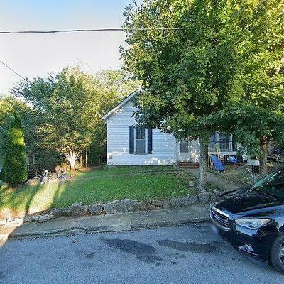 106 N Oak St, Springfield, TN 37172