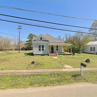 106 Shannon Ave, Shannon, MS 38868