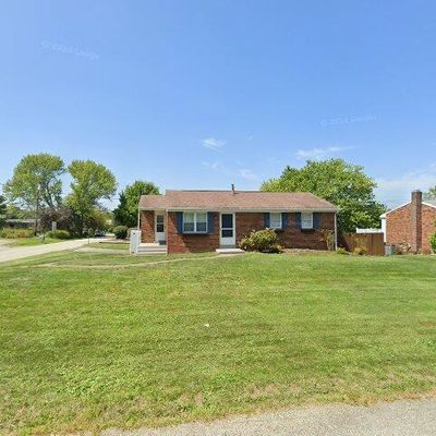 107 Sandra Dr, Delmont, PA 15626