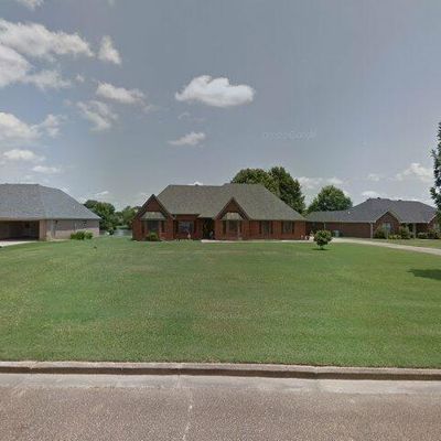 122 Keestone Dr, Senatobia, MS 38668