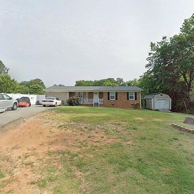 1228 Oakwood Acres Rd, Asheboro, NC 27205