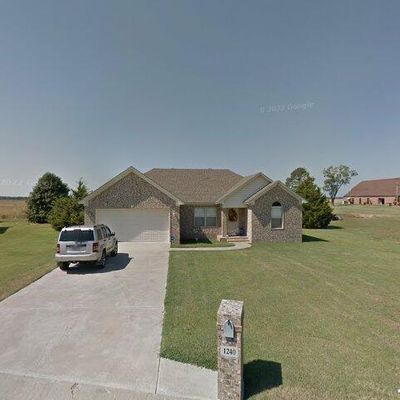 1240 Navajo Trl, Lonoke, AR 72086