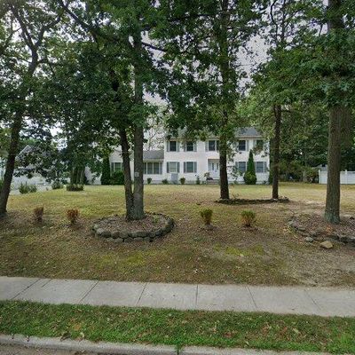 125 Gudz Rd, Lakewood, NJ 08701