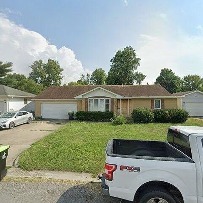 126 E Patterson St, Roodhouse, IL 62082