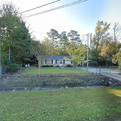 12863 Nc 242 Hwy S, Bladenboro, NC 28320