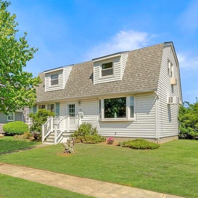 129 Clipper Dr, Ocean City, NJ 08226