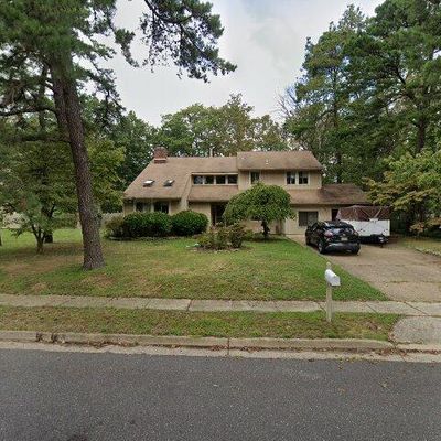 13 Briarwood Dr, Voorhees, NJ 08043