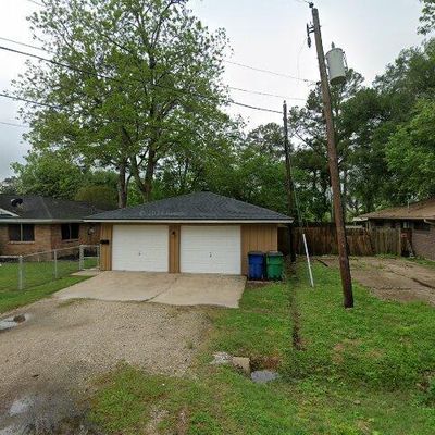 1303 Mac Dr, Sweeny, TX 77480