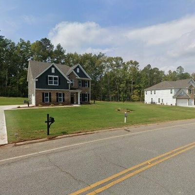 1306 Hunters Creek Blvd, Greenwood, SC 29649