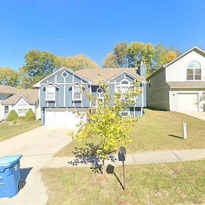 1162 Blue Bird Ln, Liberty, MO 64068