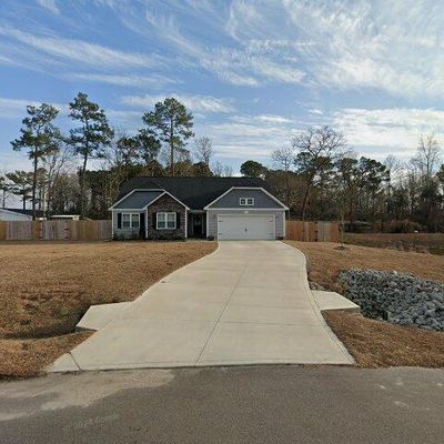 117 Anderson Ave, Holly Ridge, NC 28445