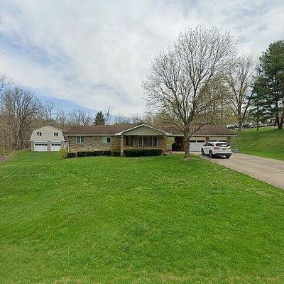 1170 Burgettstown Rd, Hickory, PA 15340