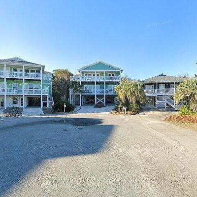 118 Craigs Lndg, Kure Beach, NC 28449