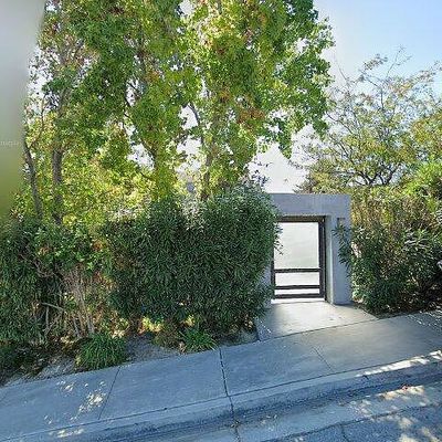 1180 Old Phillips Rd, Glendale, CA 91207