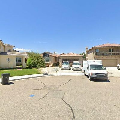 11946 Russell Ct, Victorville, CA 92392