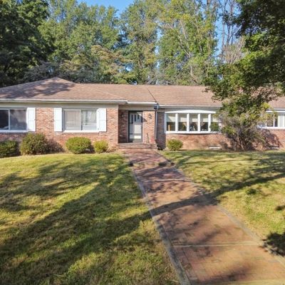 12 Yardley Rd, Mendham, NJ 07945