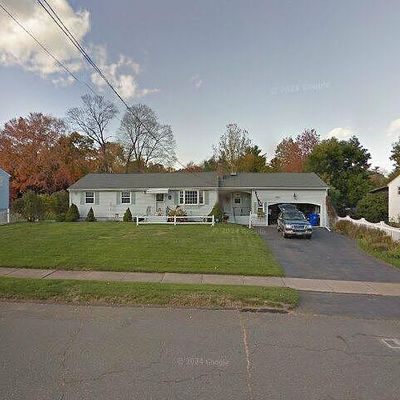 120 Mallard Dr, East Hartford, CT 06118