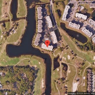 1200 Country Club Dr #2504, Largo, FL 33771