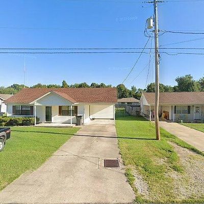 1204 Roberts Dr, Paragould, AR 72450