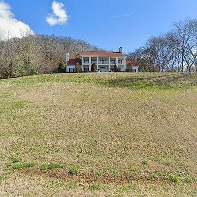 1206 Beech Hill Rd, Brentwood, TN 37027