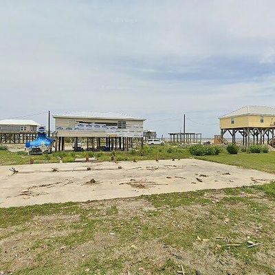 121 Island Beach Road, Grand Isle, LA 70358