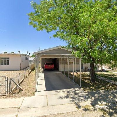 1215 Filipino Ave, Alamogordo, NM 88310