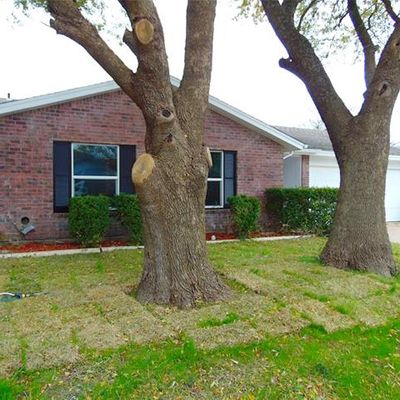 1422 Rockbrook St, Lancaster, TX 75134