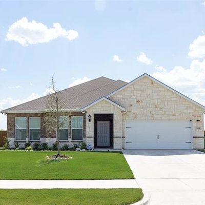 1427 Springbrook Dr, Waxahachie, TX 75165