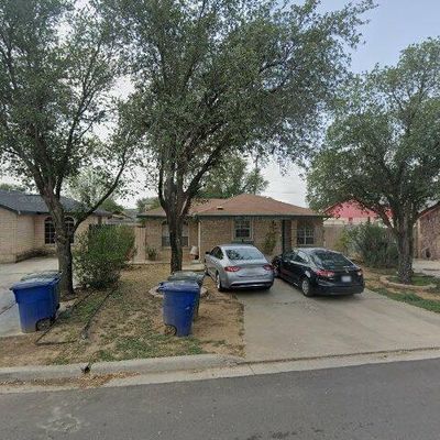 1433 Johnson Dr, Laredo, TX 78046