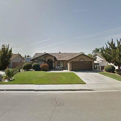 14379 W Palm Ave, Kerman, CA 93630