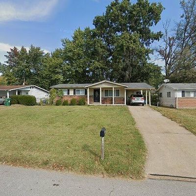 1447 Cove Ln, Saint Louis, MO 63138