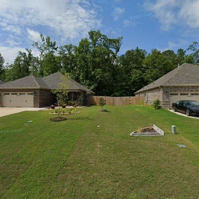 146 Quail Run Ave, Smiths Station, AL 36877