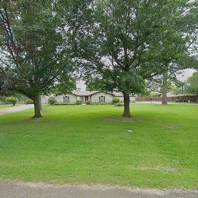 15 Cedar Hill Rd, Longview, TX 75601