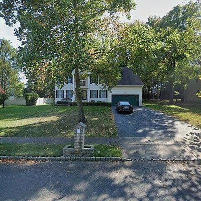 15 Vail Valley Dr, Manalapan, NJ 07726