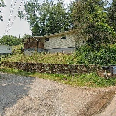 150 Spencer Ave, Spencer, WV 25276