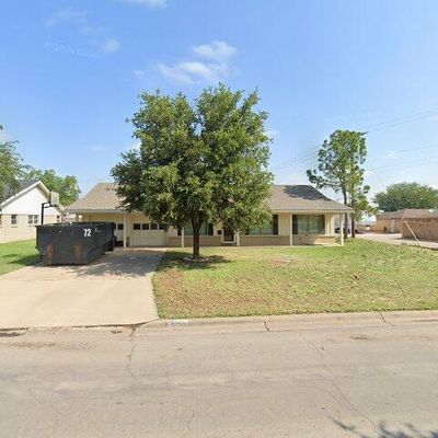 1500 W Pine Ave, Midland, TX 79705