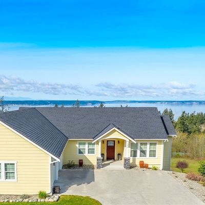 153 Arborcrest Pl, Camano Island, WA 98282