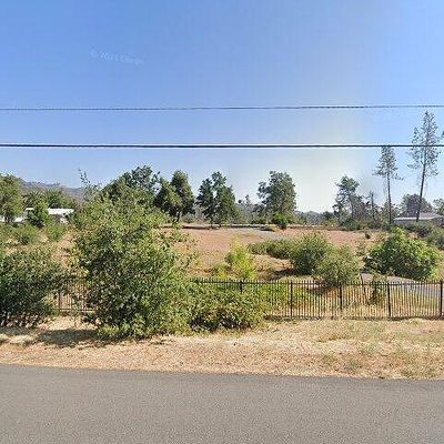 15346 Middletown Park Dr, Redding, CA 96001